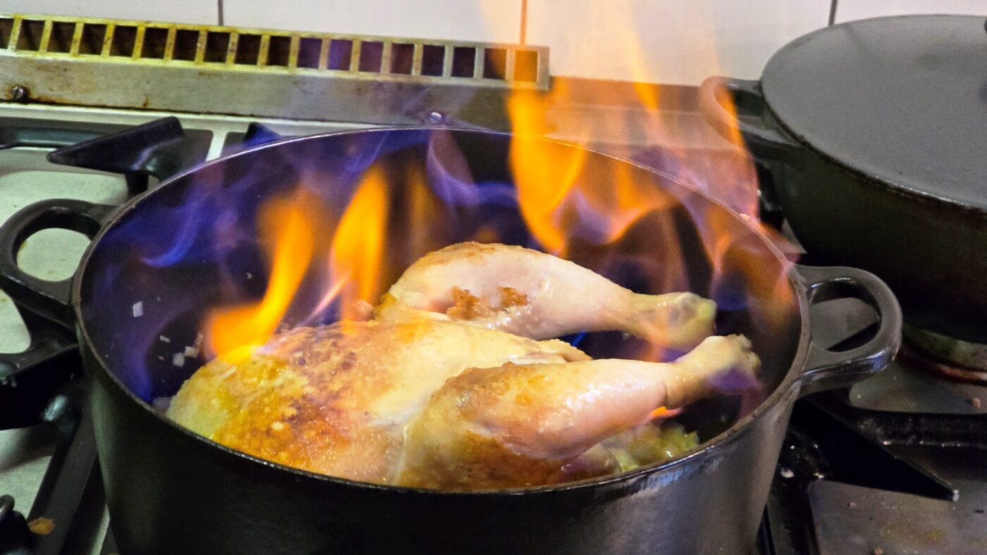 kip in witte wijn flamberen