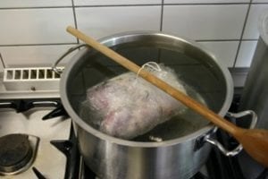 Ham inwikkelen in folie - koken