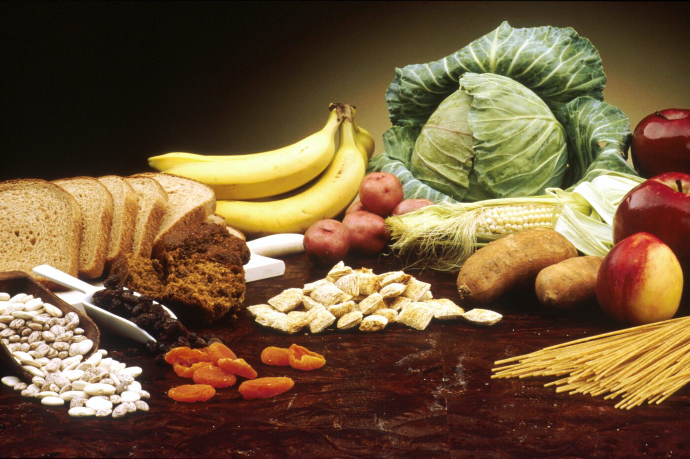 Fruit, groenten en granen -  National Institutes of Health - Wikimedia Commons