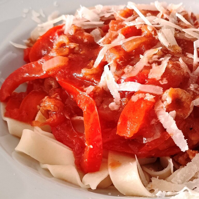Pasta met paprika en jevener