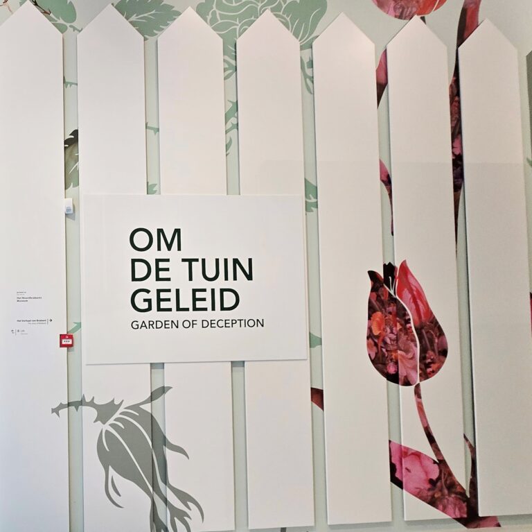 Om de tuin geleid