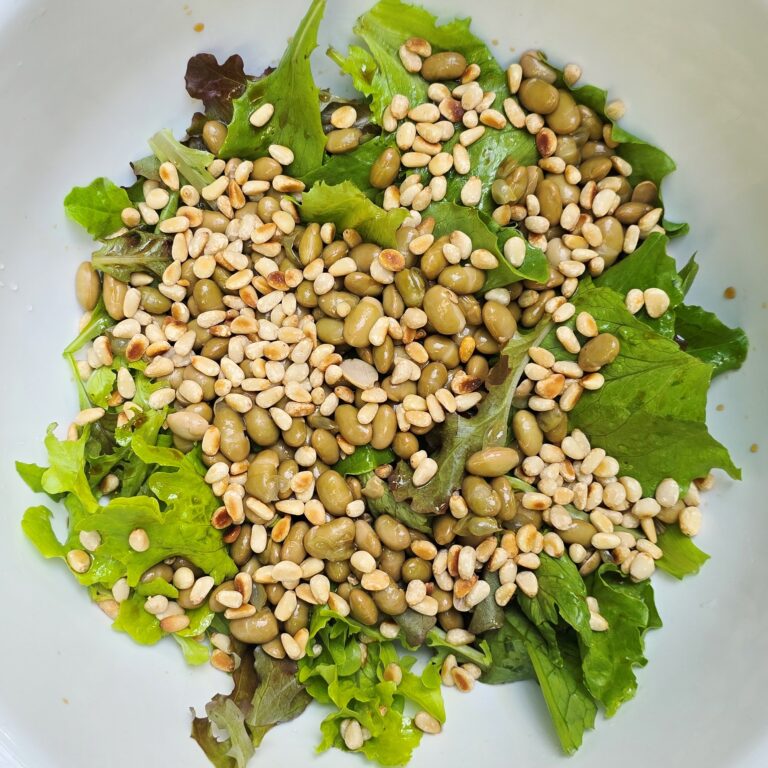 edamame sla pijnboompitten